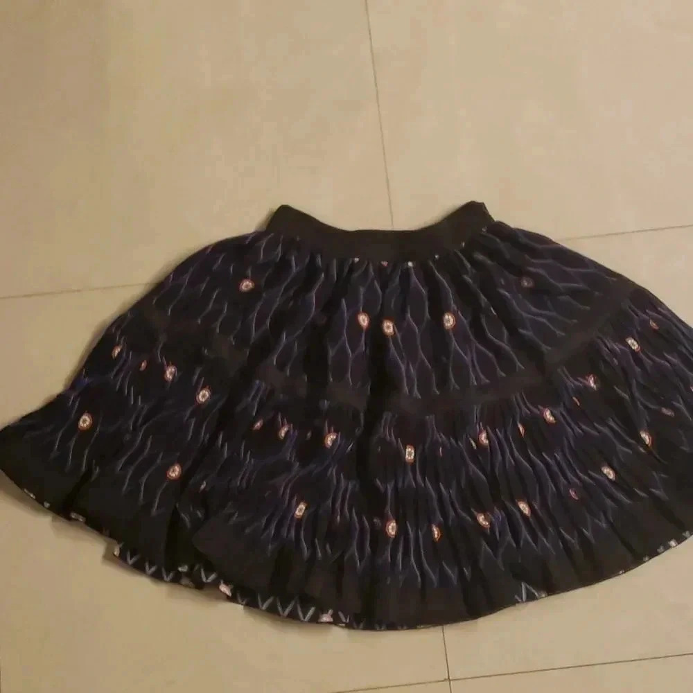 𝅺KENZO ×H&M 100% silk cute skirt size 2 NWOT - Picture 5 of 7